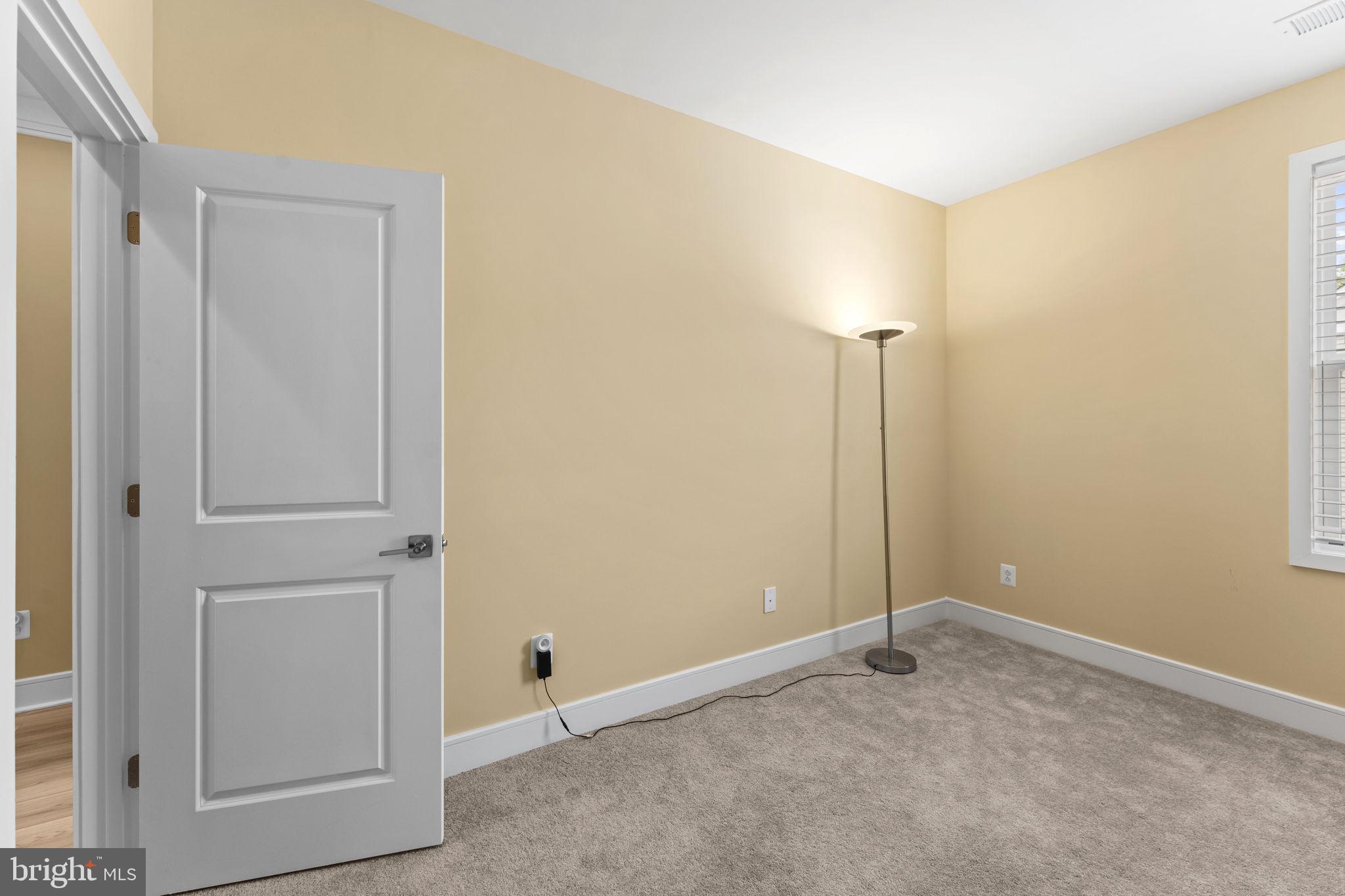 BRAMBLETON LANDBAY - Residential
