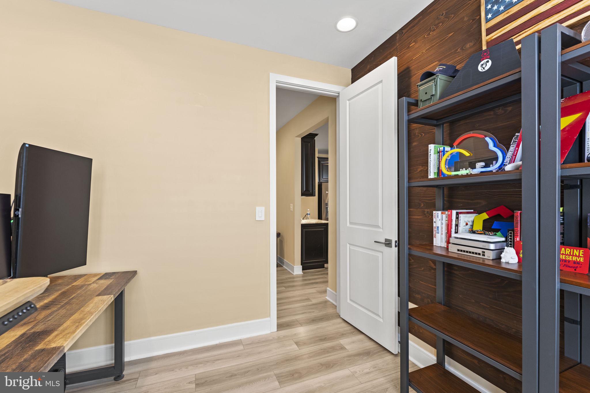 BRAMBLETON LANDBAY - Residential