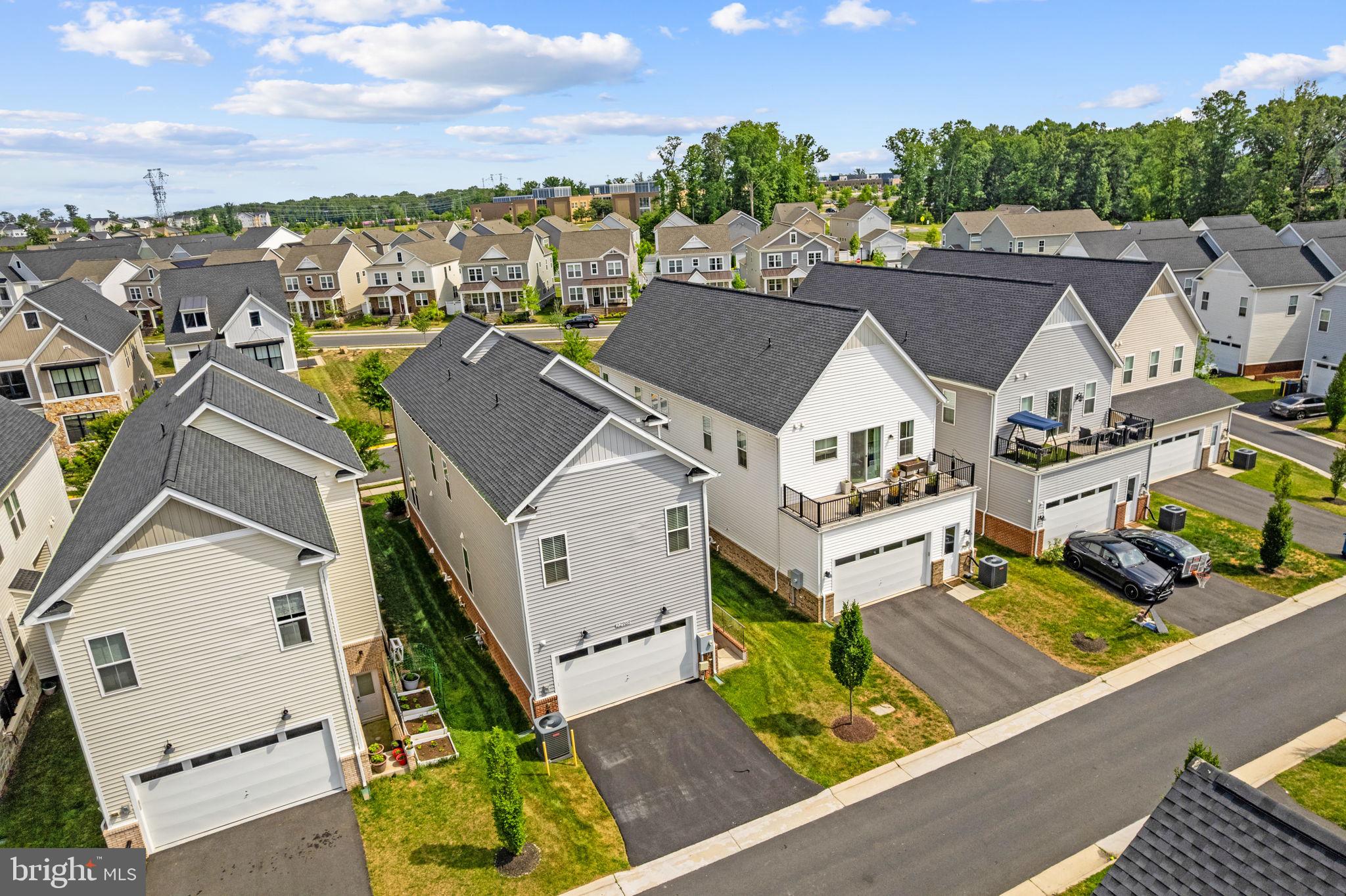 BRAMBLETON LANDBAY - Residential