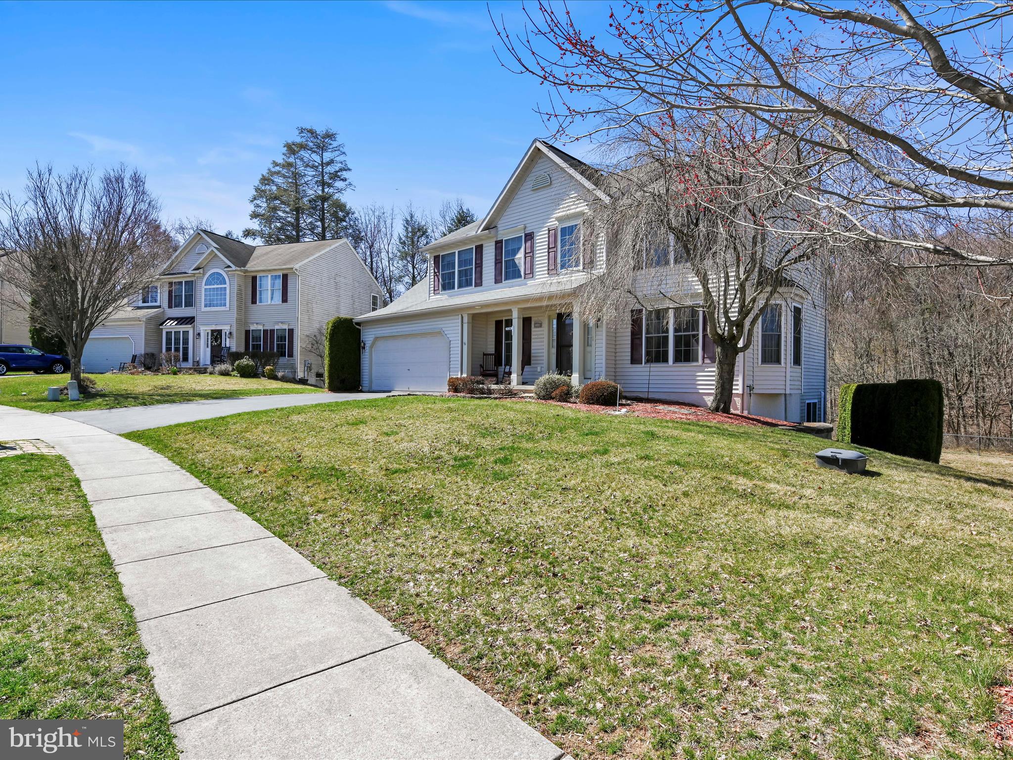 PINE RIDGE VILLAGE - Residential