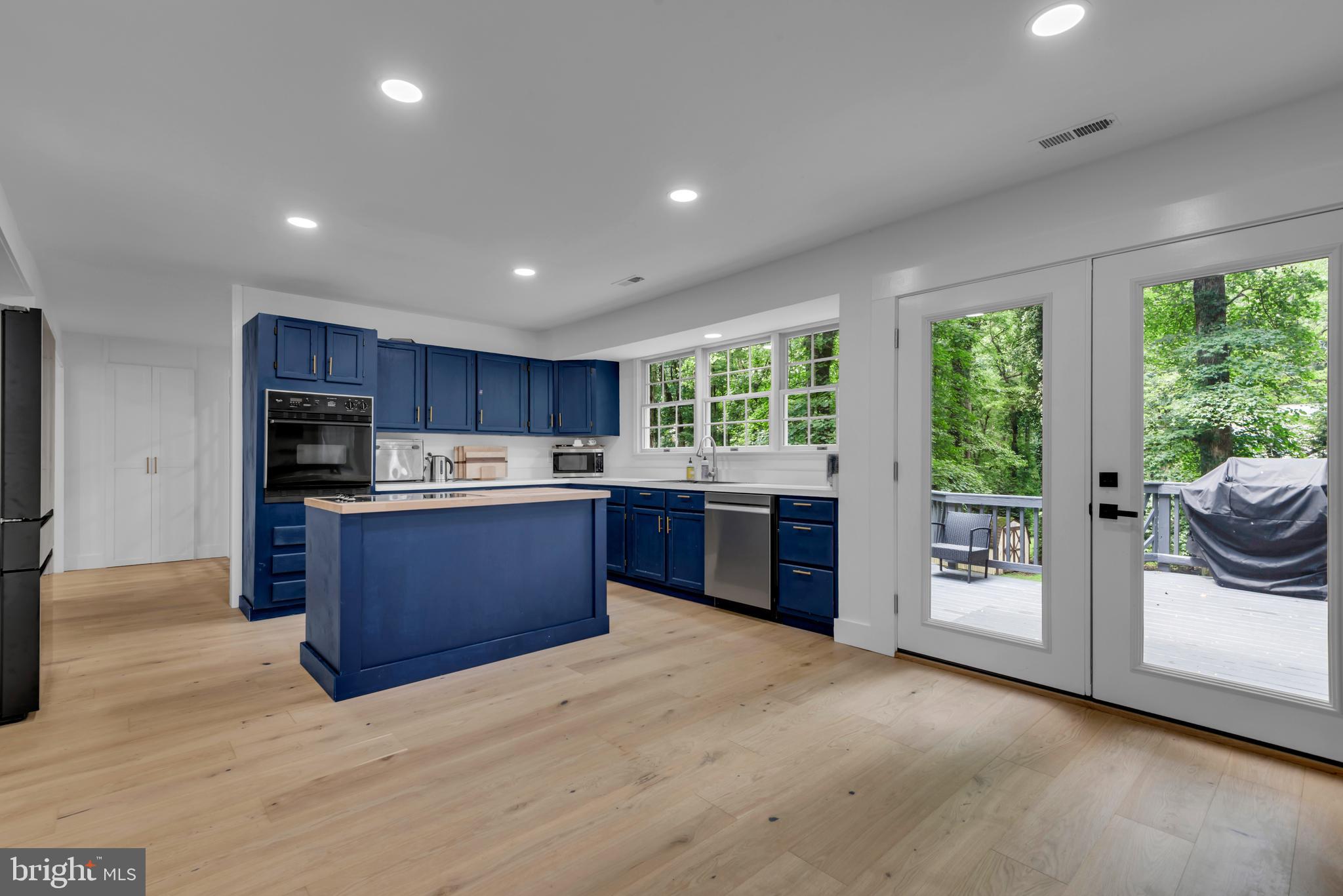 KING GEORGE ESTATES SUB - Residential