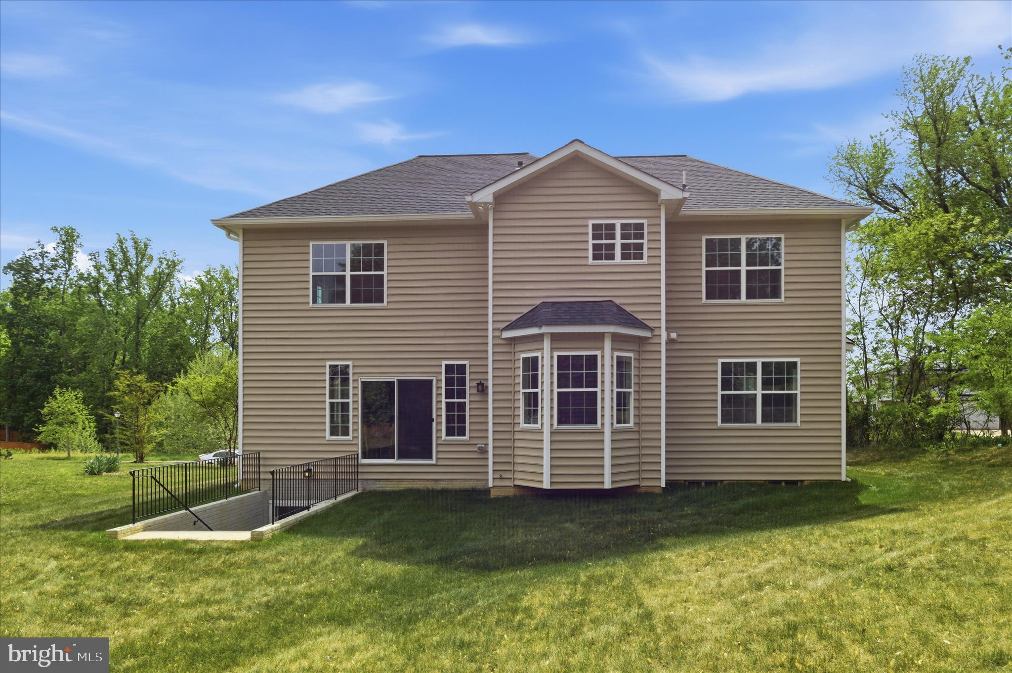FORT WASHINGTON - Residential