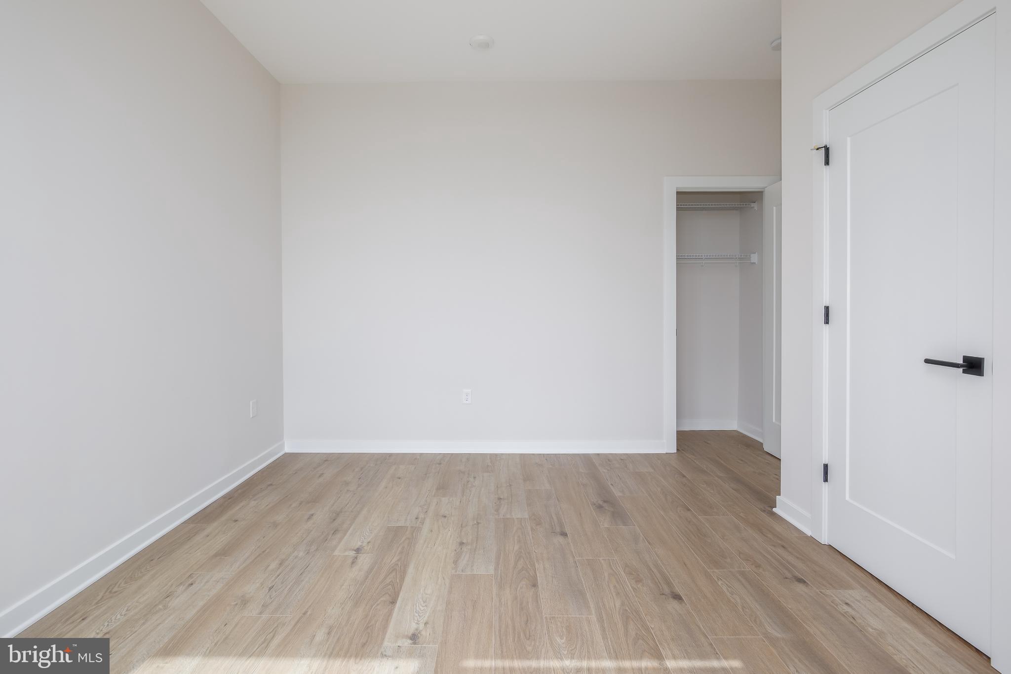 FALLS CHURCH CITY - Residential