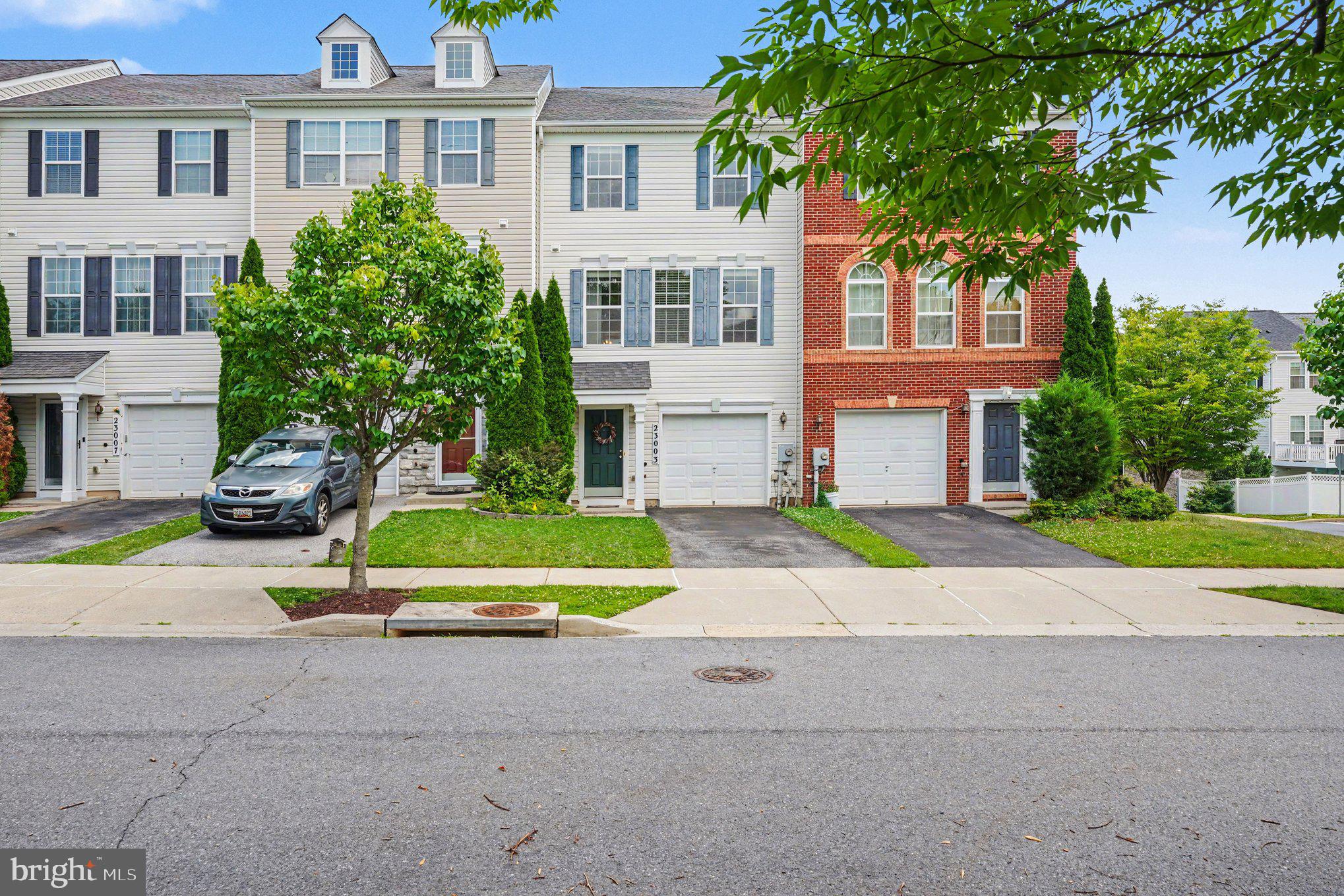 GREENWAY VILLAGE - Residential