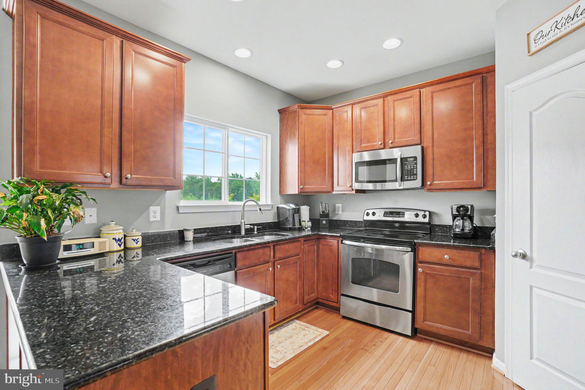 GREENWAY VILLAGE - Residential