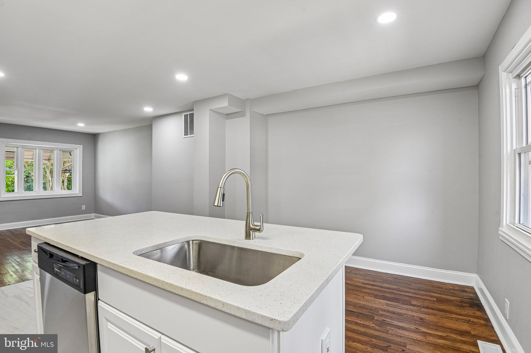 IRVINGTON - Residential