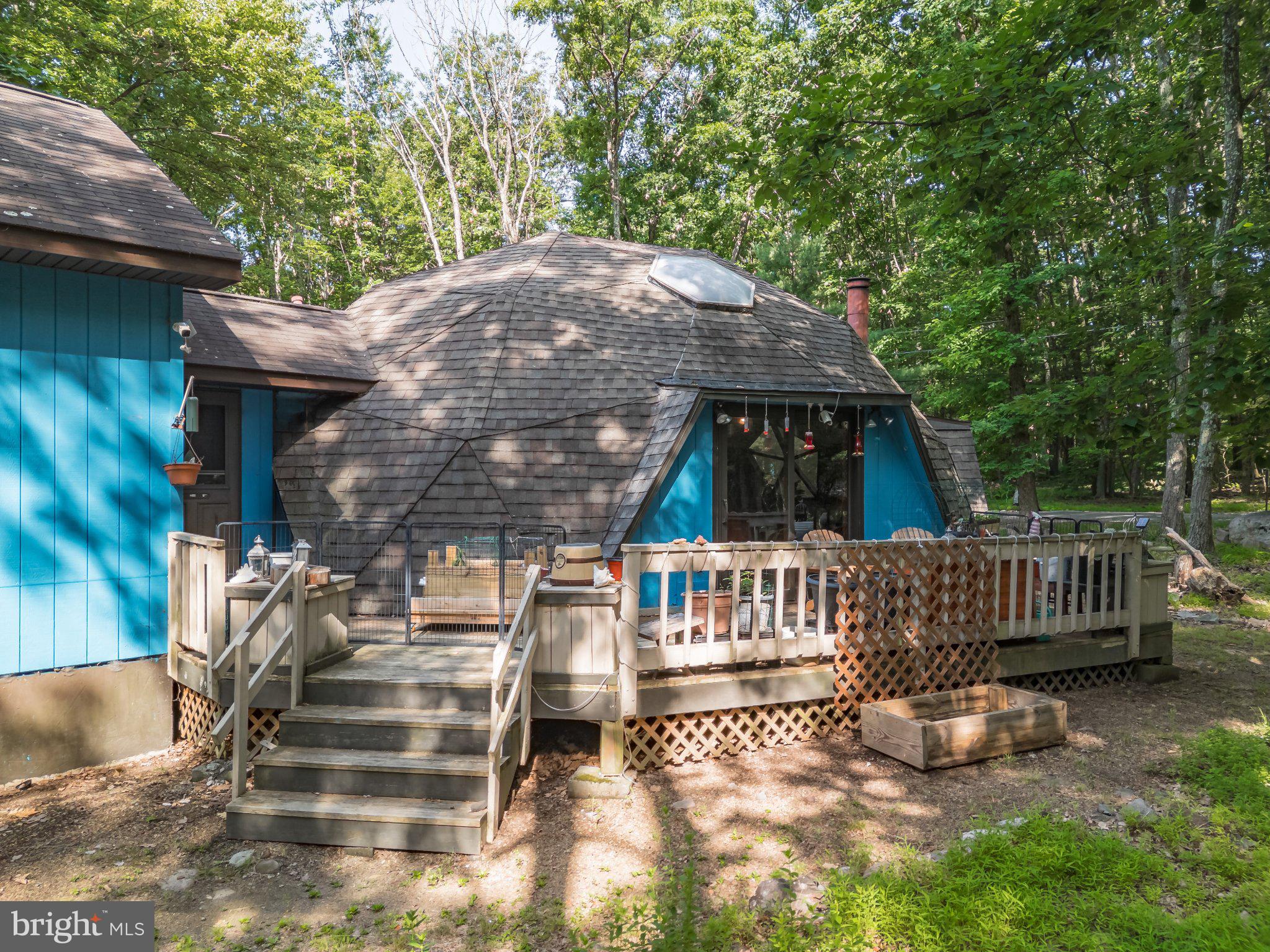 ROBIN HOOD LAKES - Residential