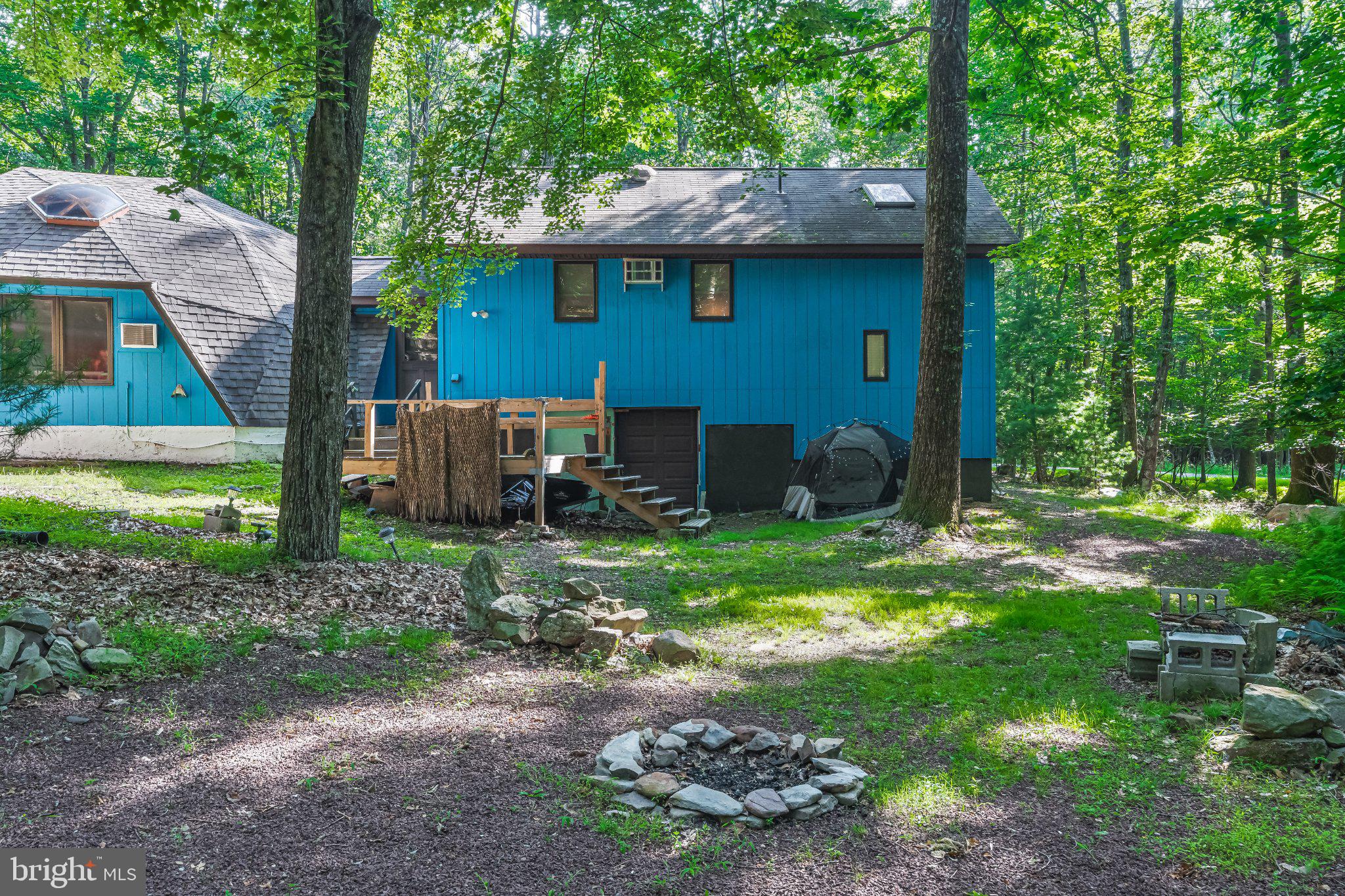 ROBIN HOOD LAKES - Residential