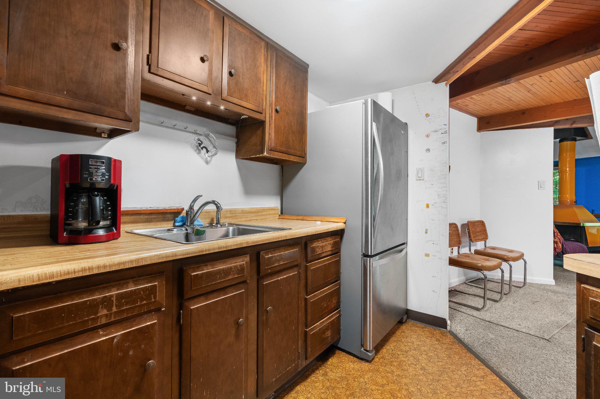 ROBIN HOOD LAKES - Residential