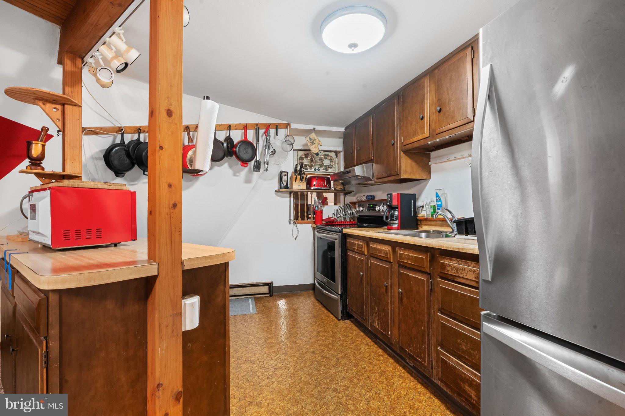 ROBIN HOOD LAKES - Residential