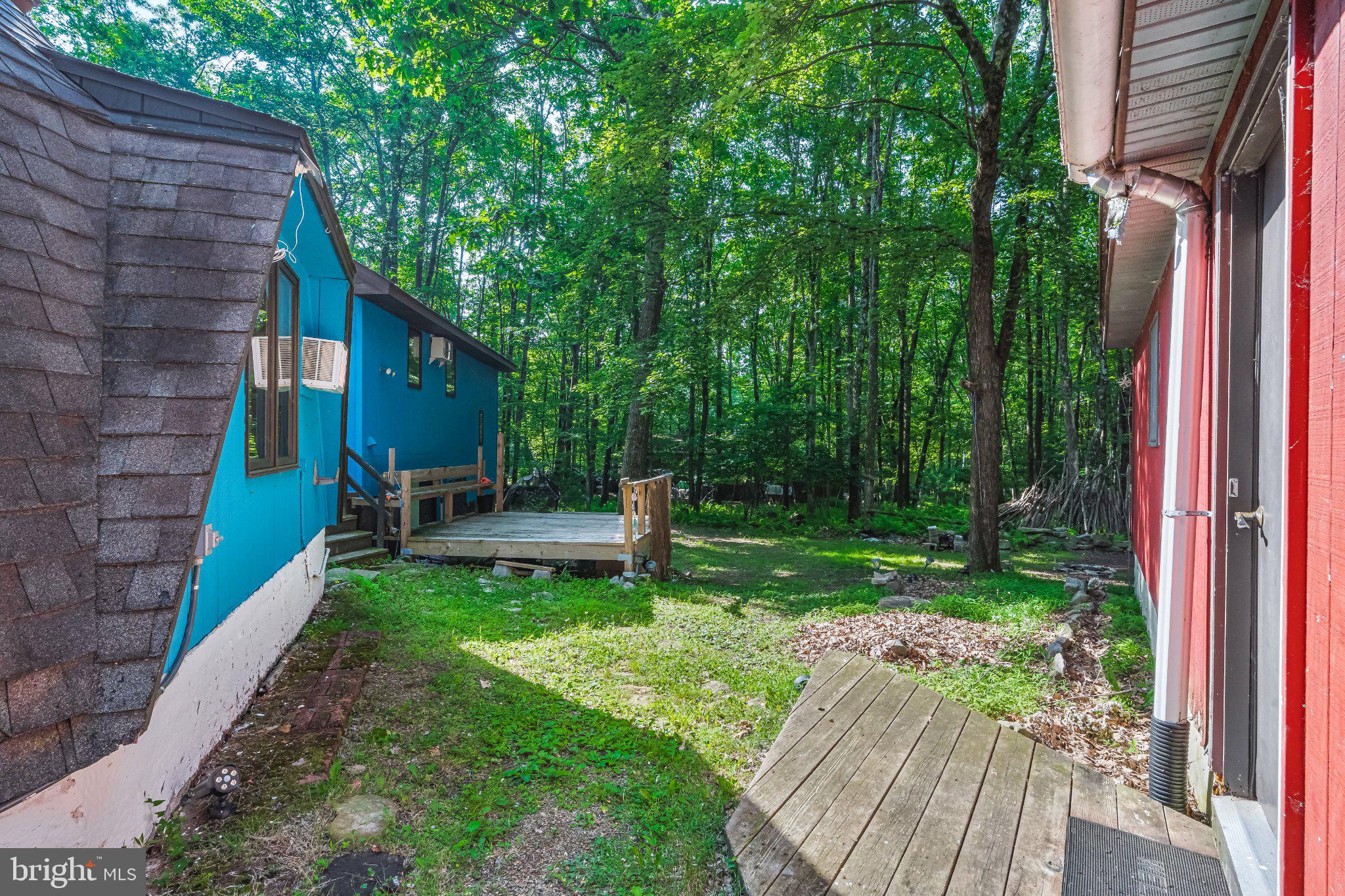 ROBIN HOOD LAKES - Residential