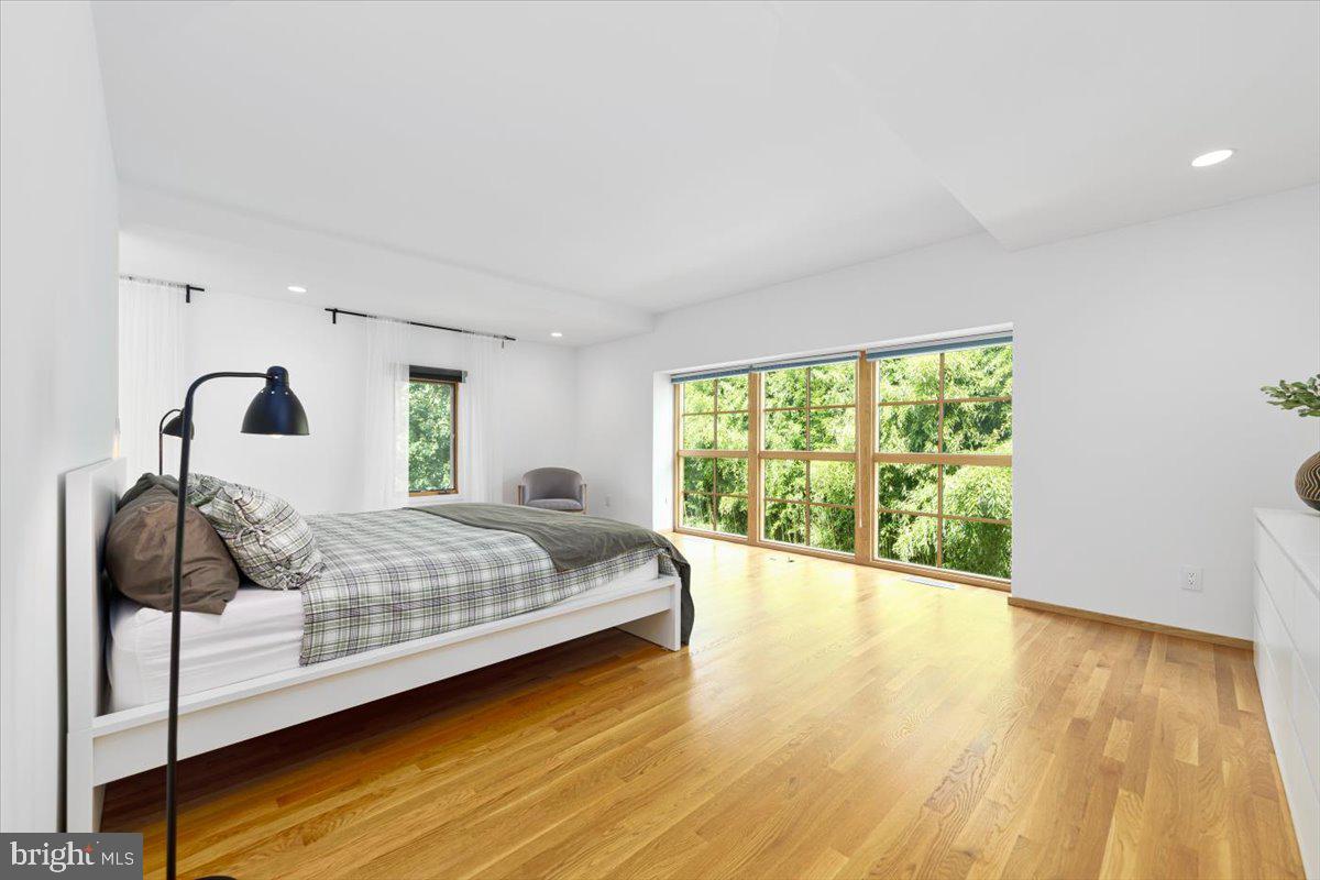 POPLAR HEIGHTS - Residential