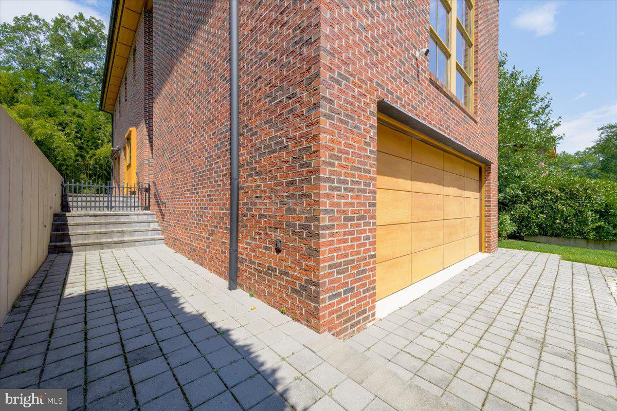 POPLAR HEIGHTS - Residential