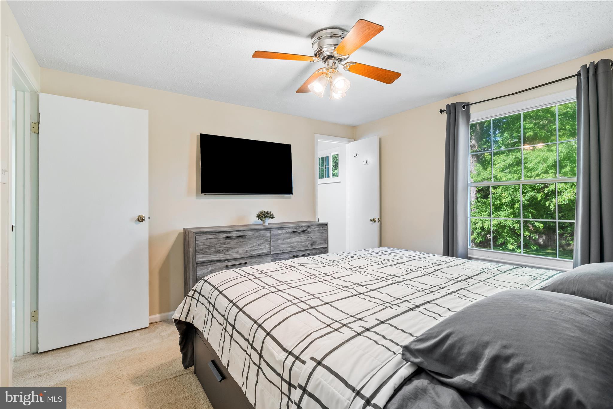 FOUNTAINDALE SOUTH - Residential