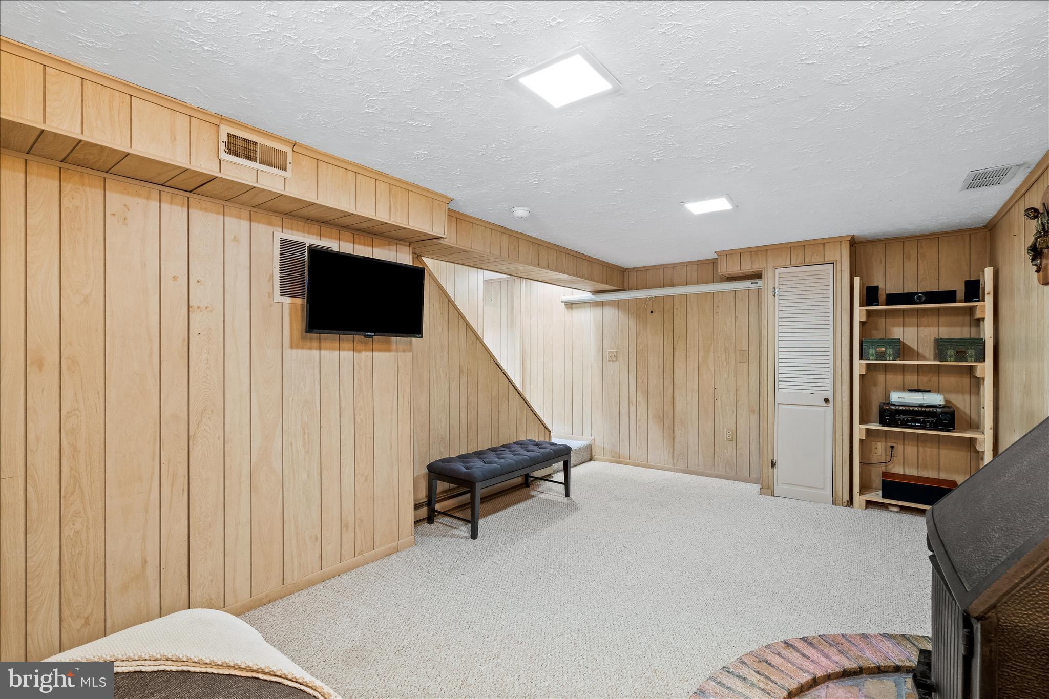 FOUNTAINDALE SOUTH - Residential
