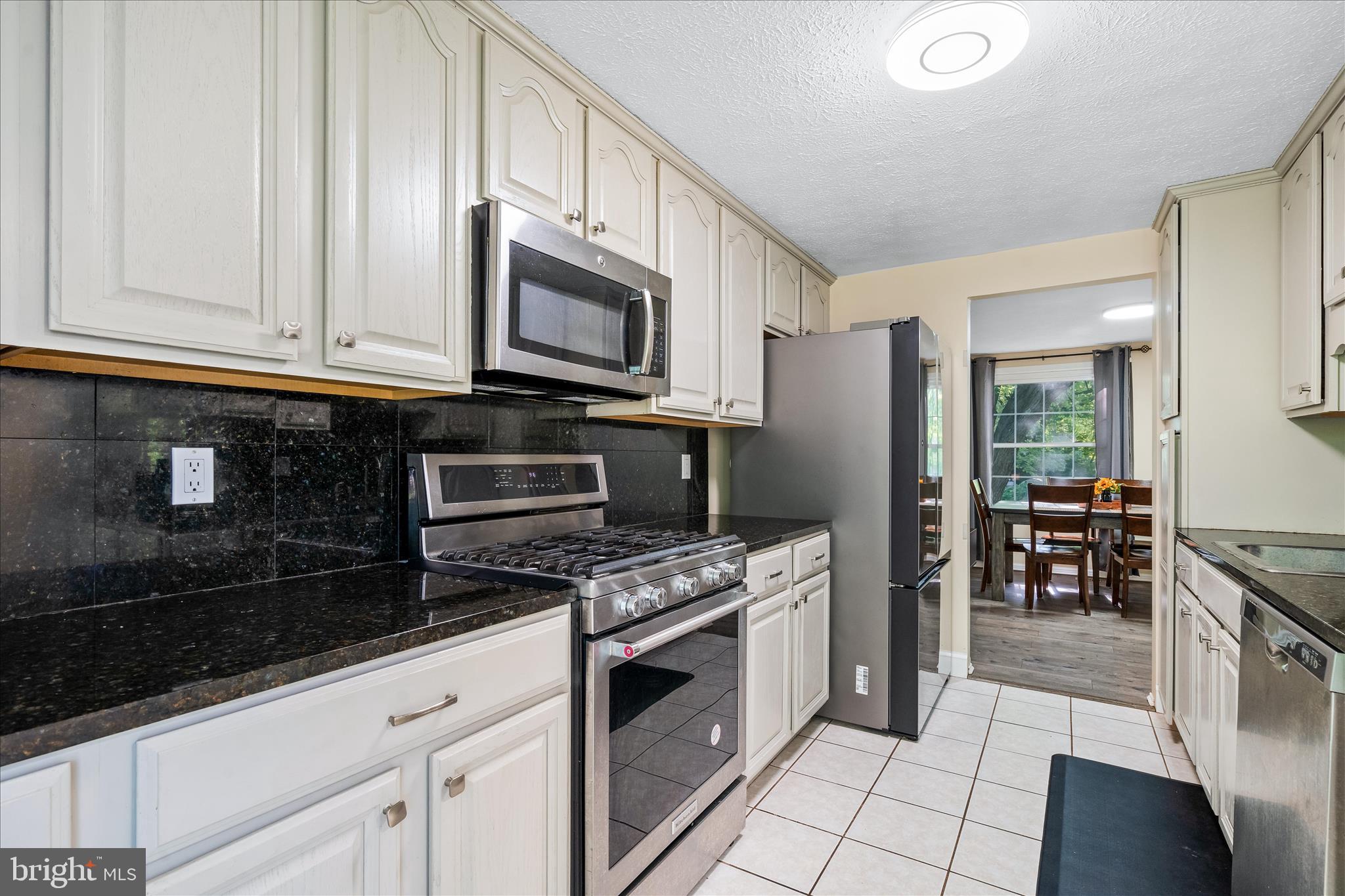 FOUNTAINDALE SOUTH - Residential
