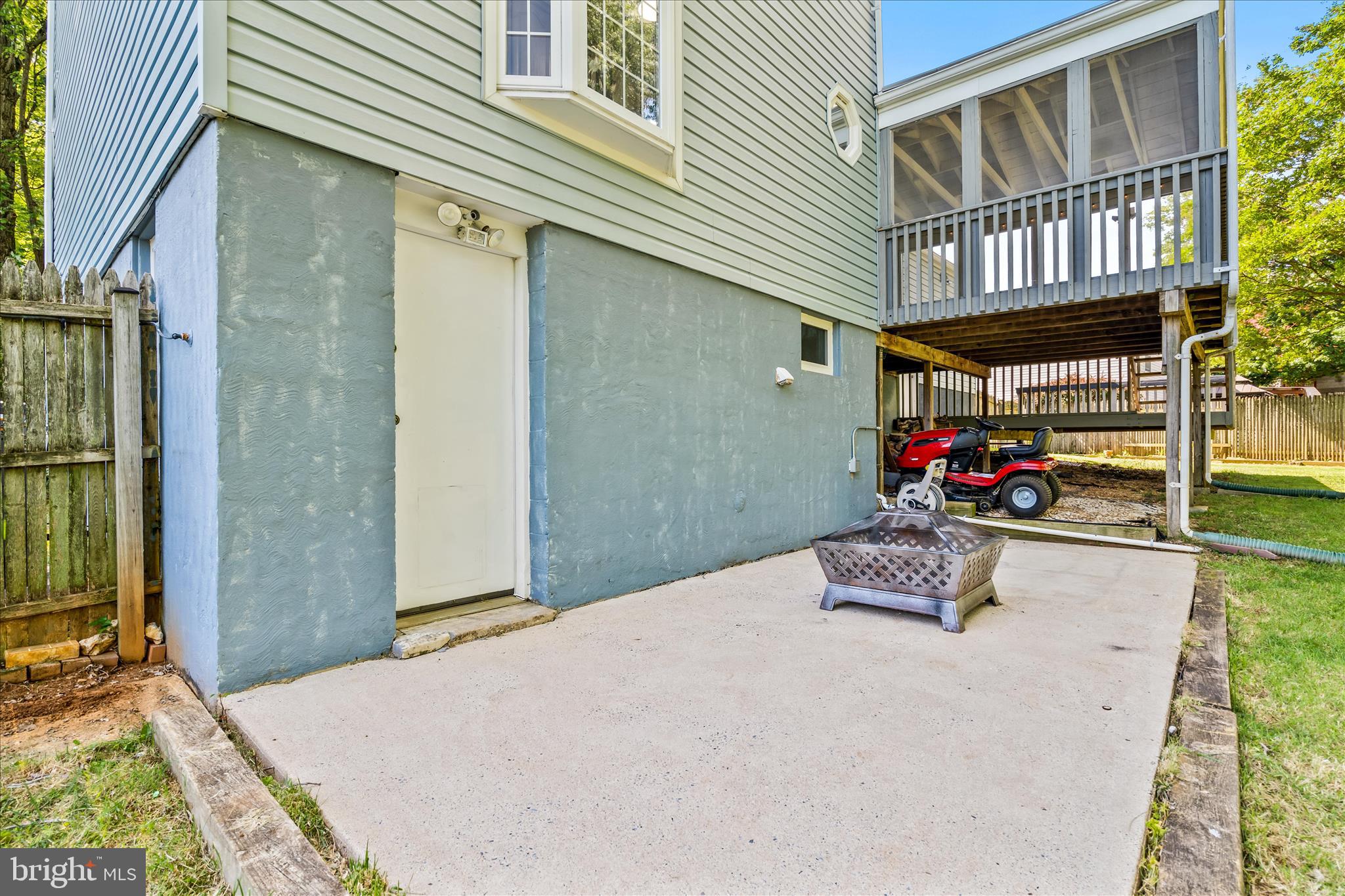 FOUNTAINDALE SOUTH - Residential