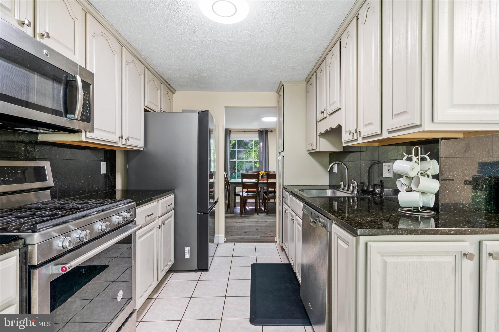 FOUNTAINDALE SOUTH - Residential