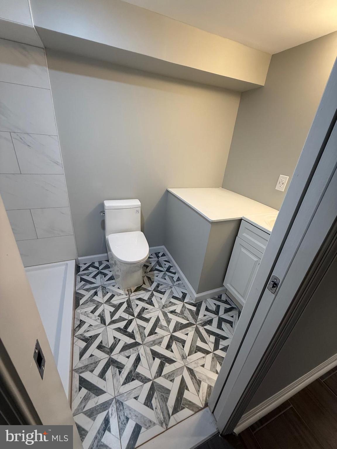 CURTIS BAY - Residential Lease