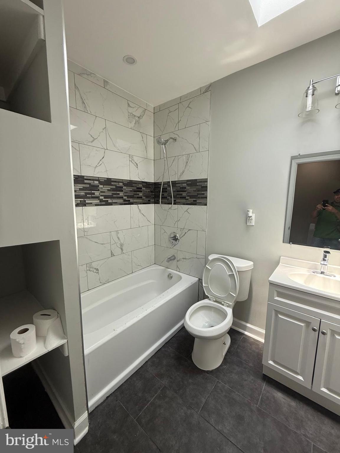 CURTIS BAY - Residential Lease