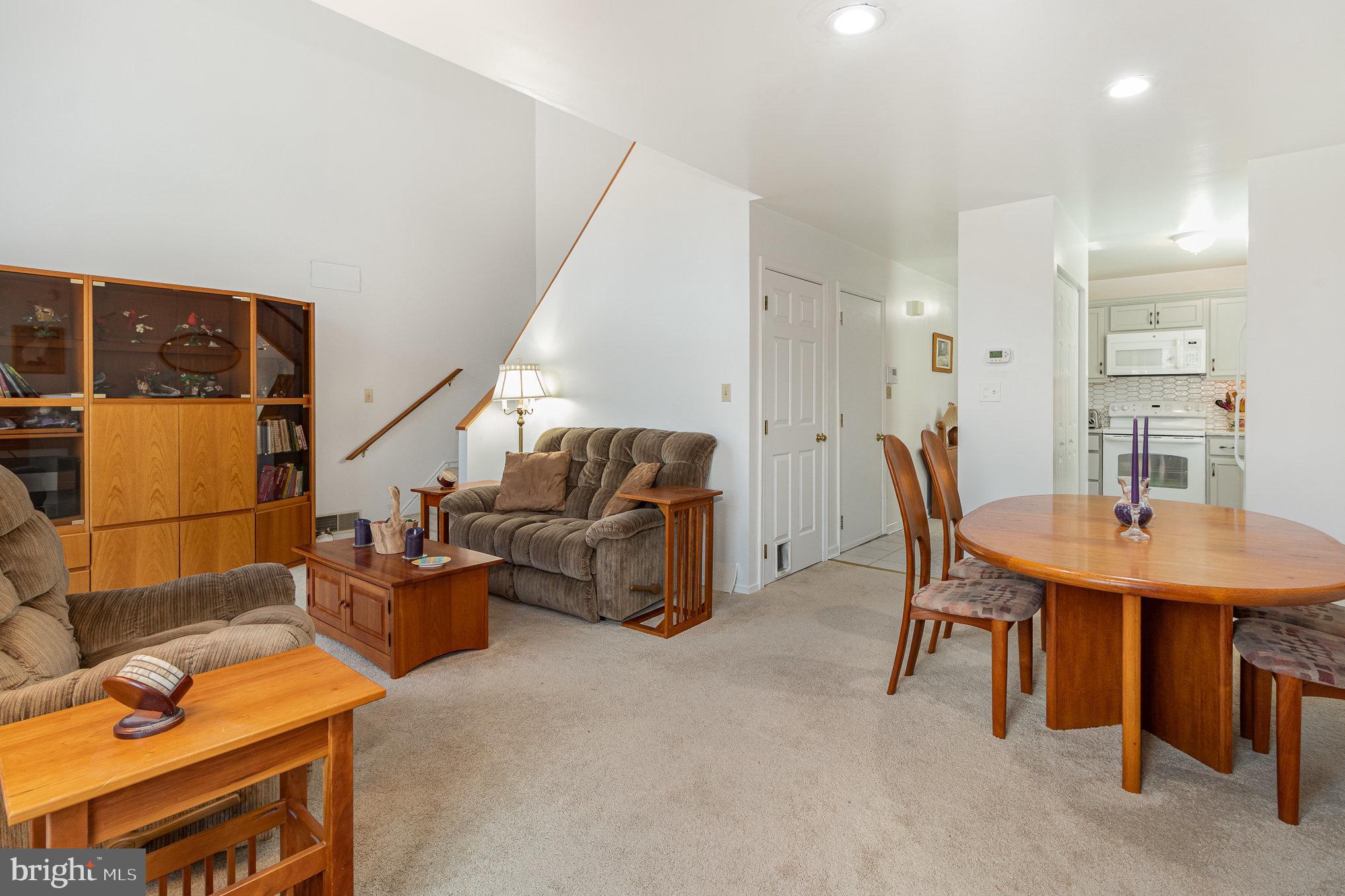 NORTHWOODS CROSSING - Residential