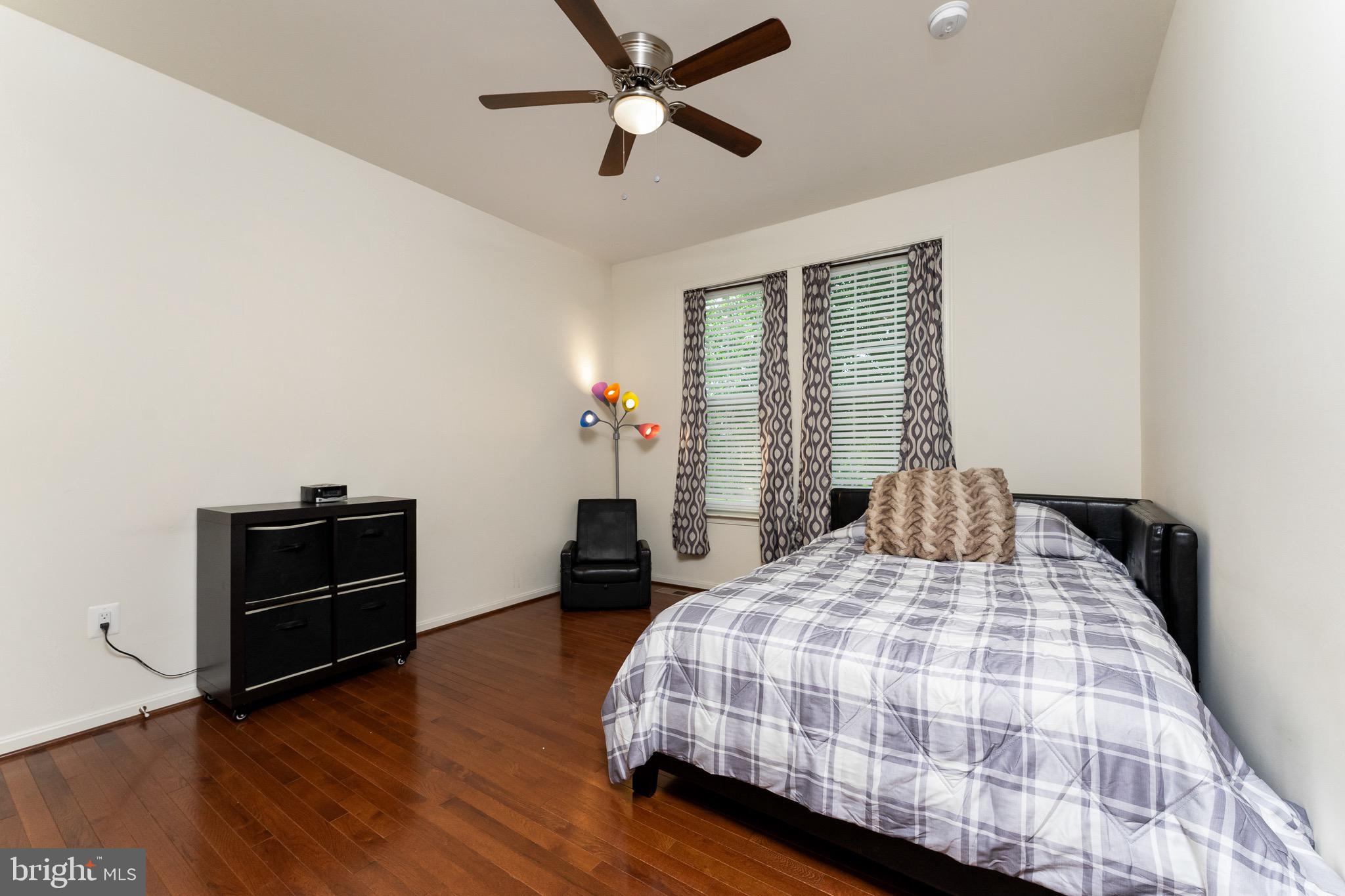 ALDIE ESTATES - Residential