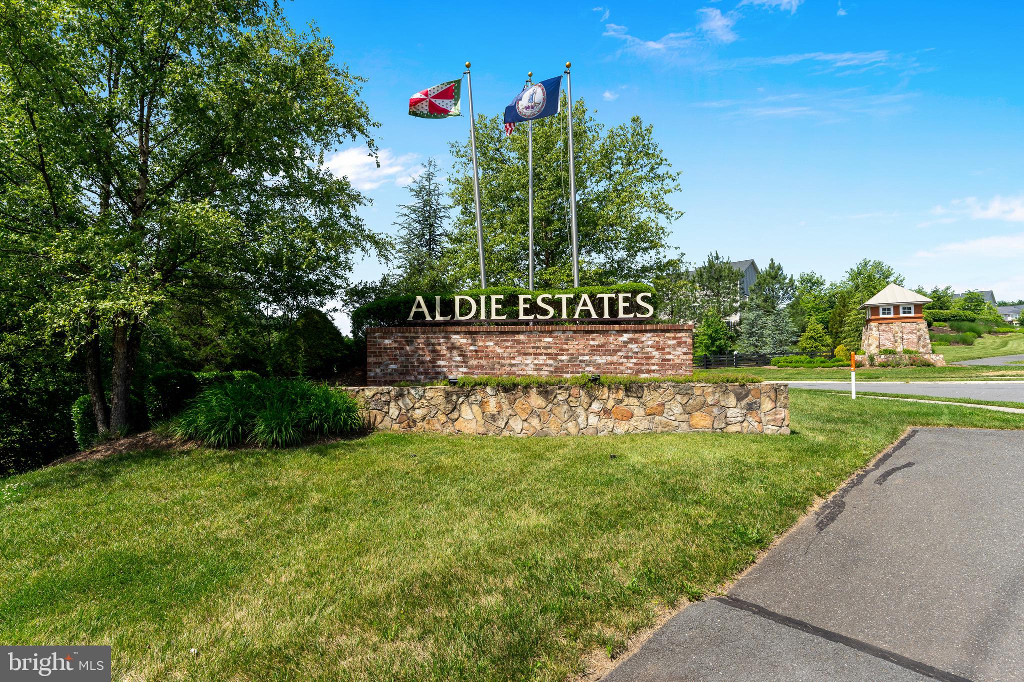 ALDIE ESTATES - Residential
