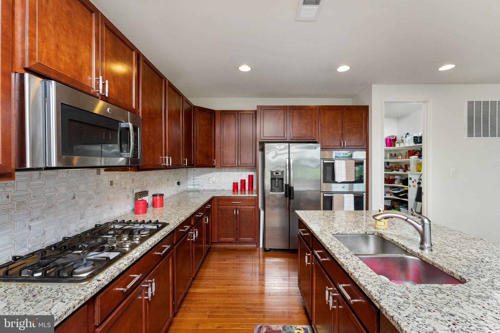 ALDIE ESTATES - Residential