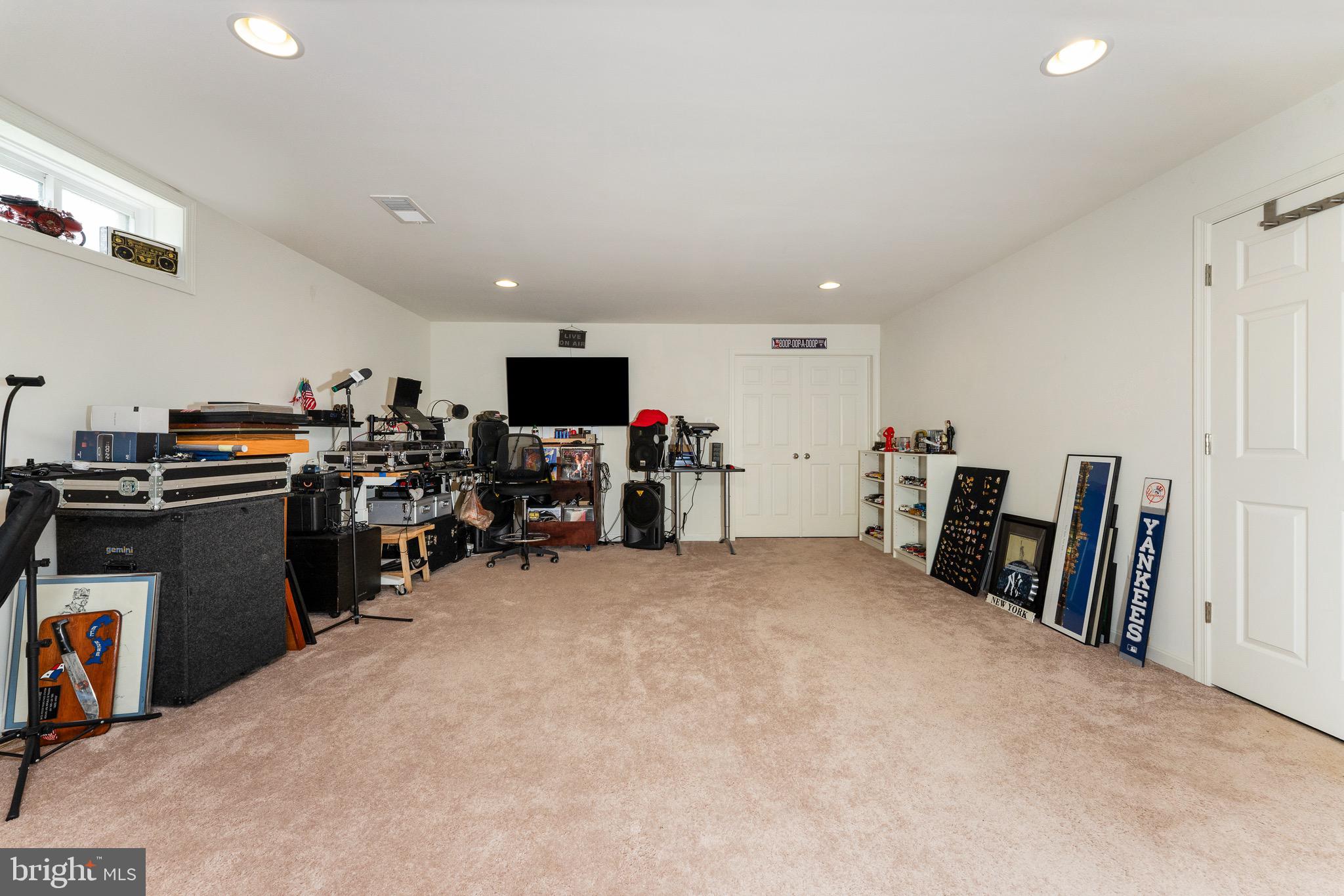 ALDIE ESTATES - Residential