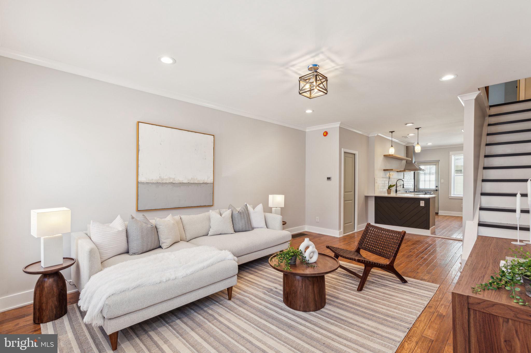 POINT BREEZE - Residential
