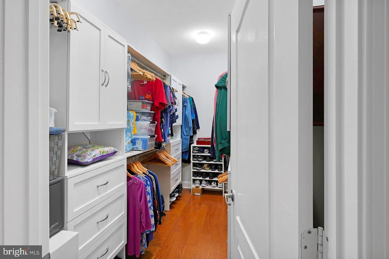 FAIRWAY VILLAGE - Residential