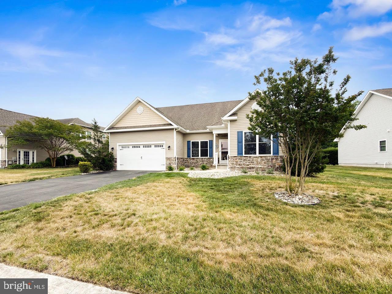 FAIRWAY VILLAGE - Residential