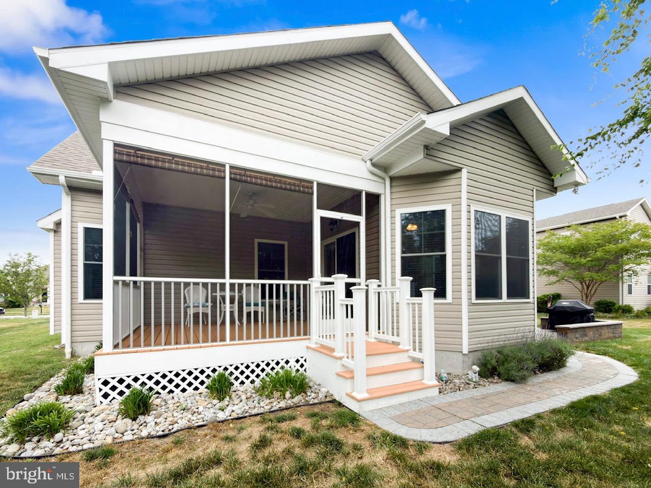 FAIRWAY VILLAGE - Residential