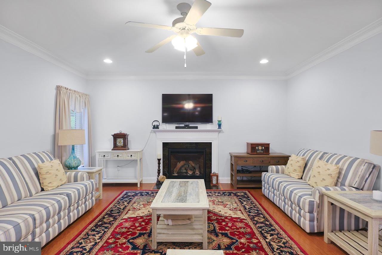 FAIRWAY VILLAGE - Residential