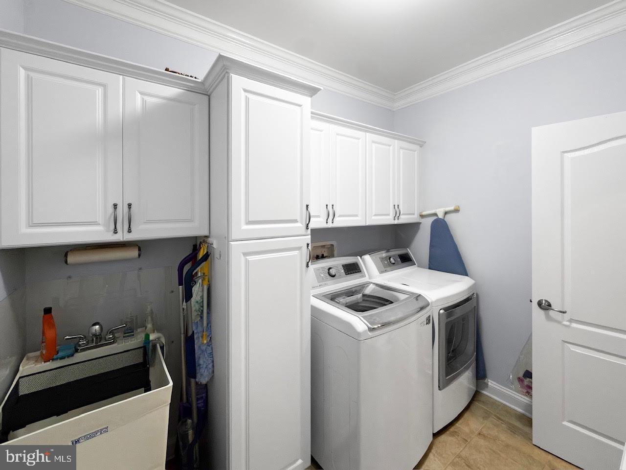 FAIRWAY VILLAGE - Residential