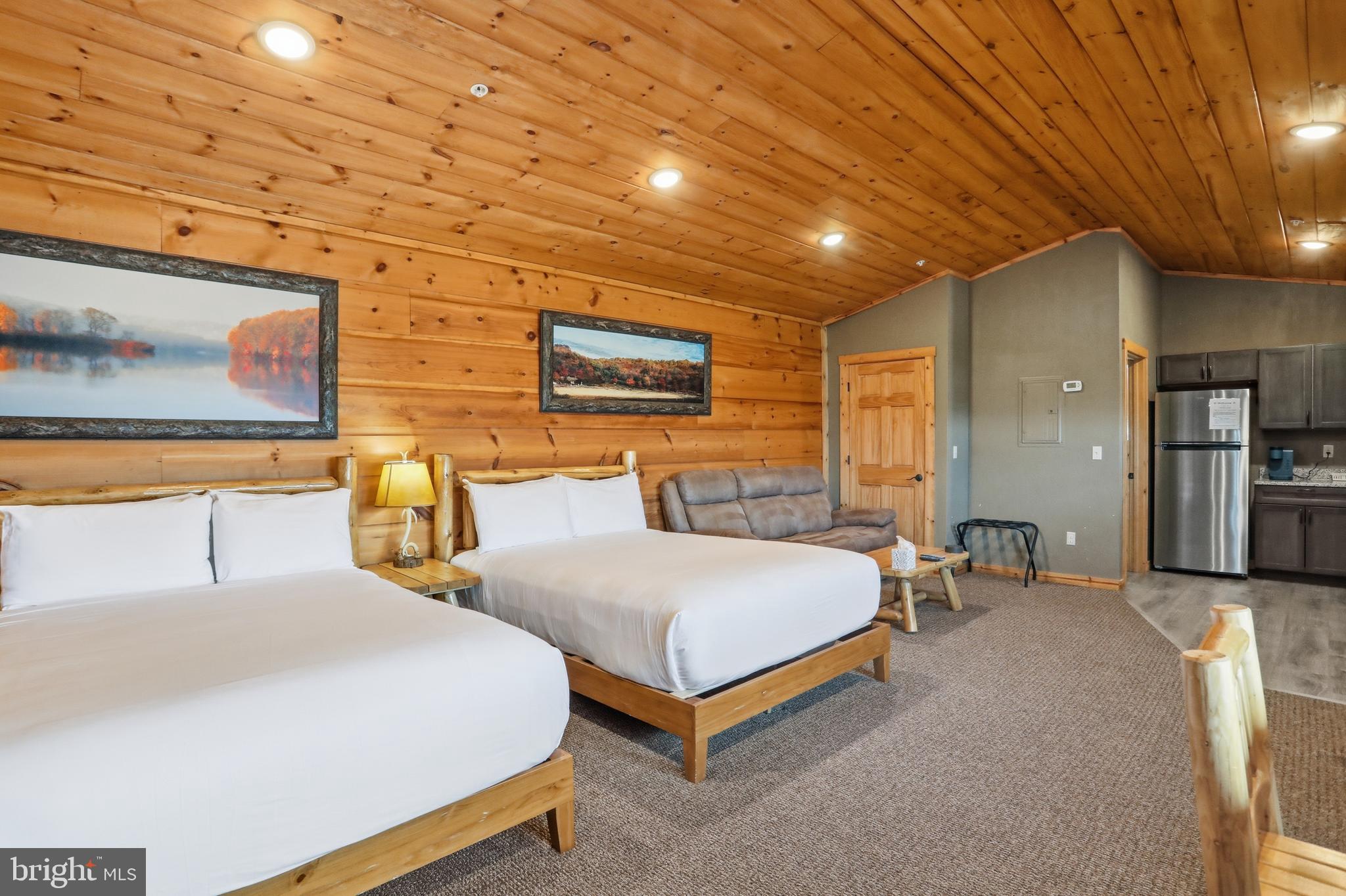 THE LODGES AT SUNSET VILLAGE - Residential