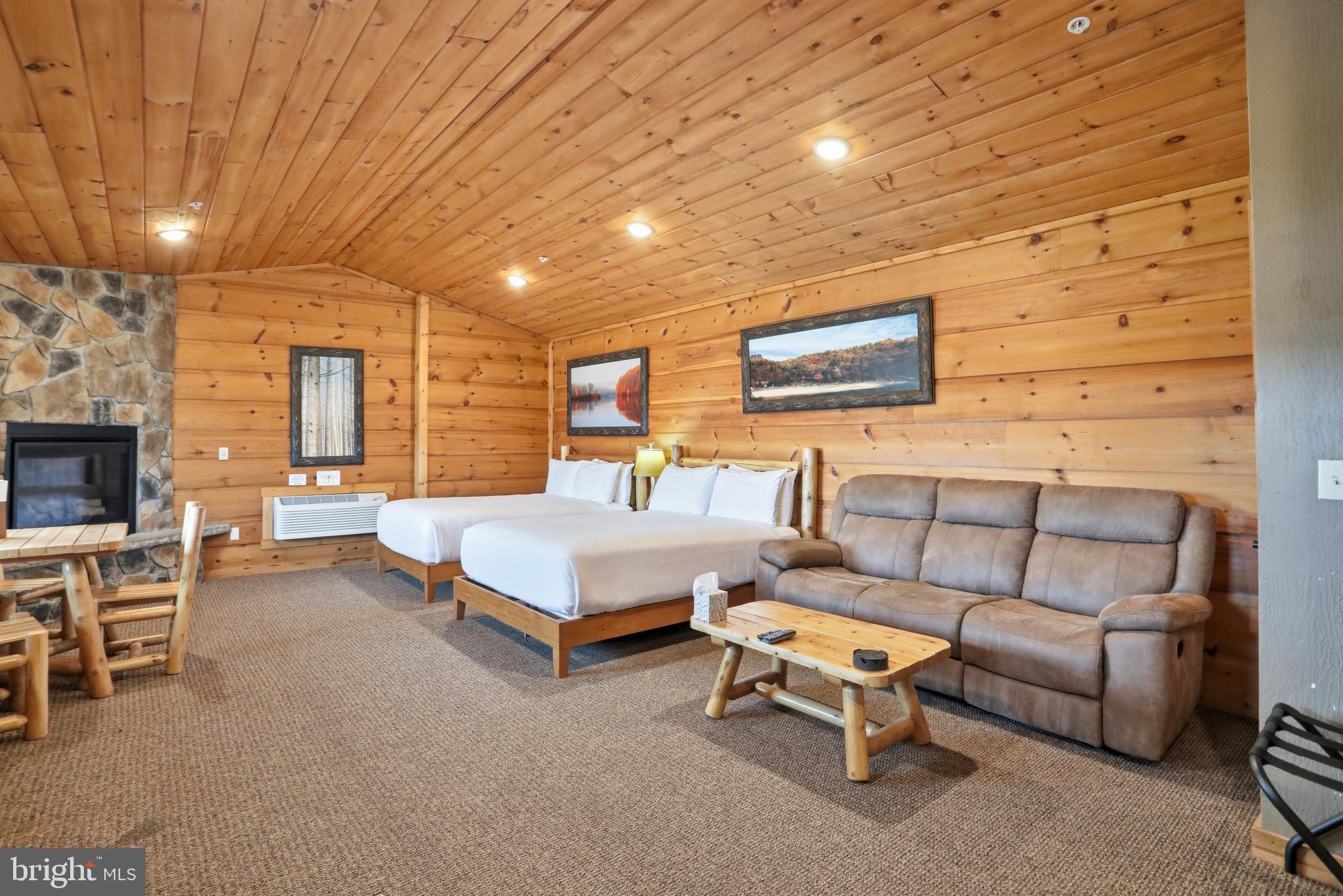 THE LODGES AT SUNSET VILLAGE - Residential