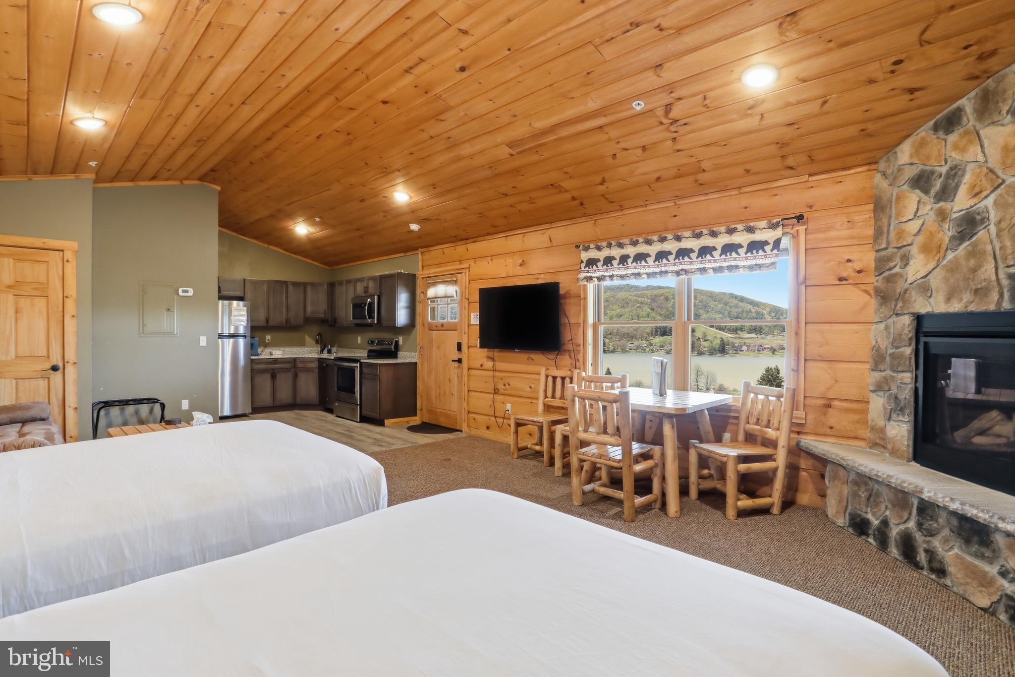 THE LODGES AT SUNSET VILLAGE - Residential