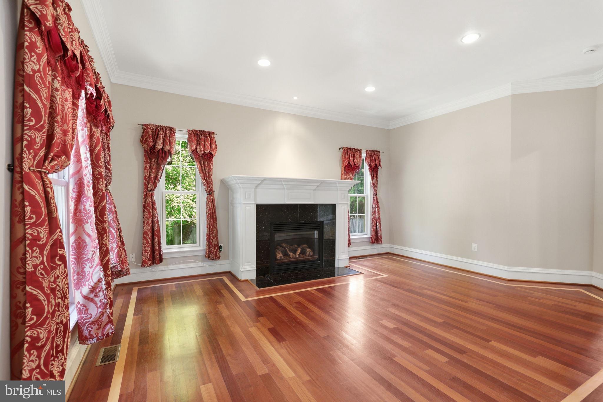 MARY LEA PARK - Residential