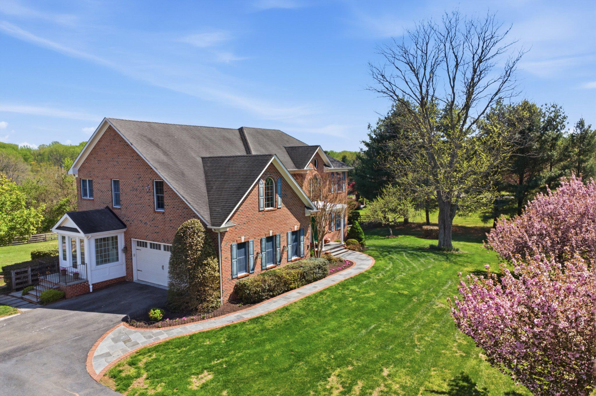 BROOKE MEADOW - Residential