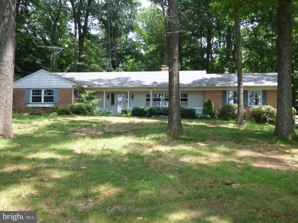 LOWER WINDSOR - Residential