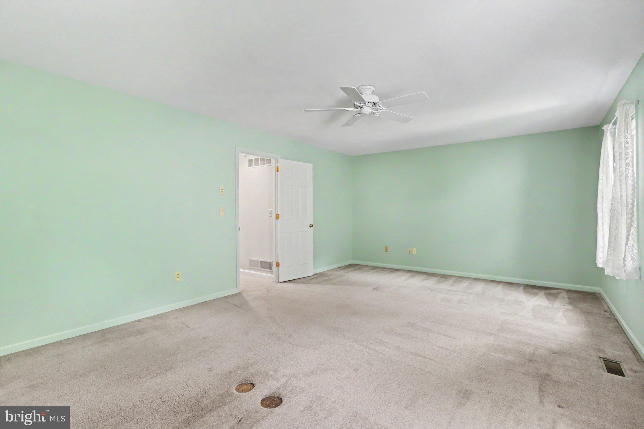 OAKMONT - Residential