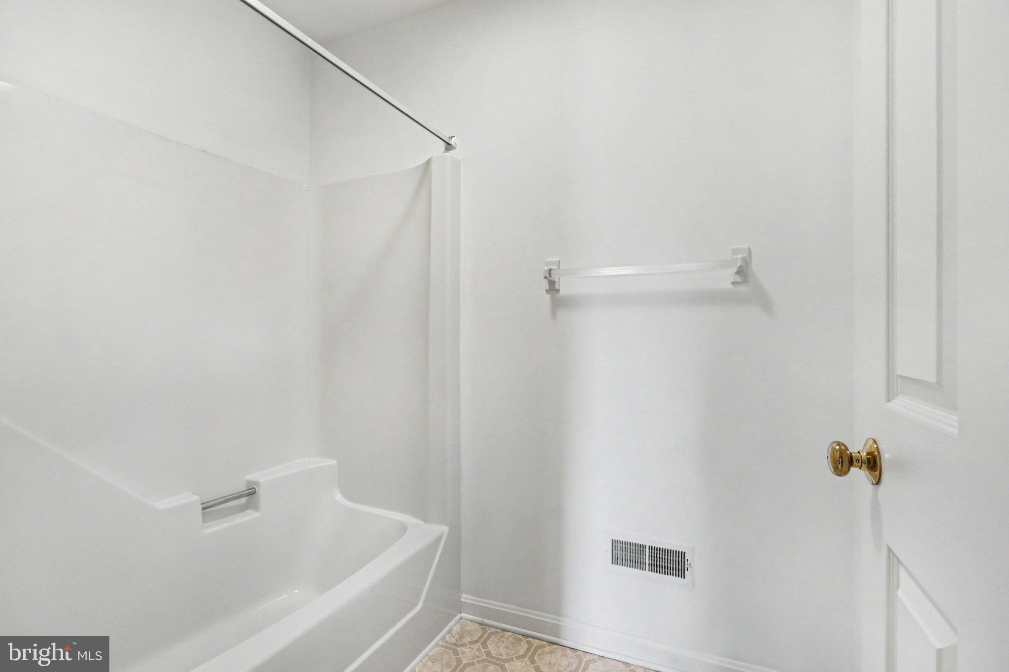 OAKMONT - Residential