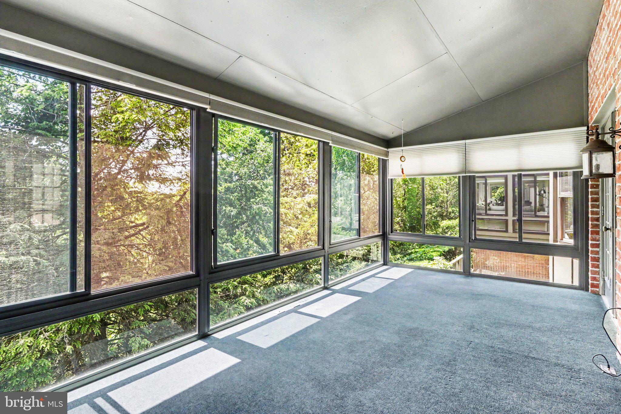OAKMONT - Residential