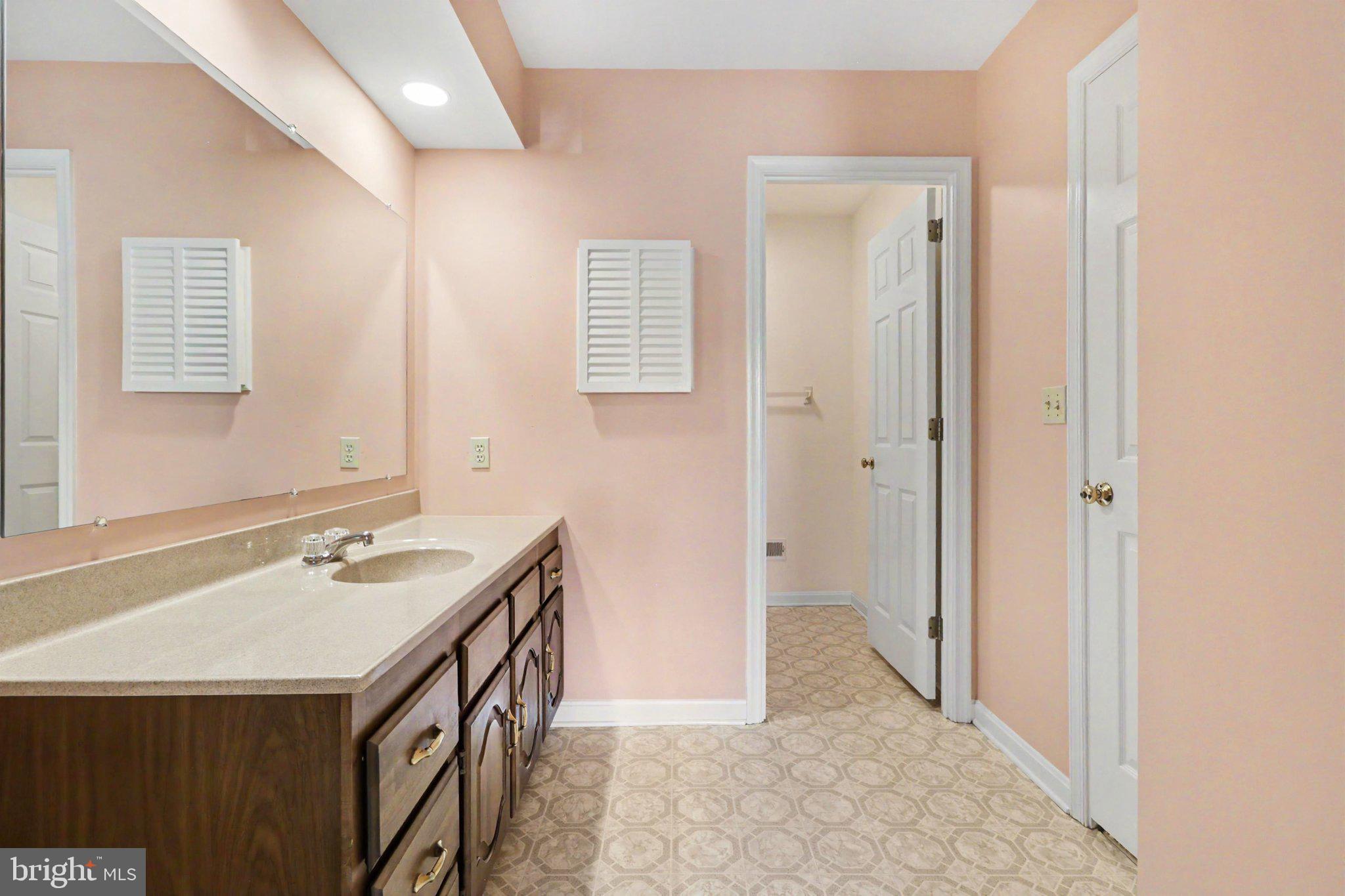 OAKMONT - Residential