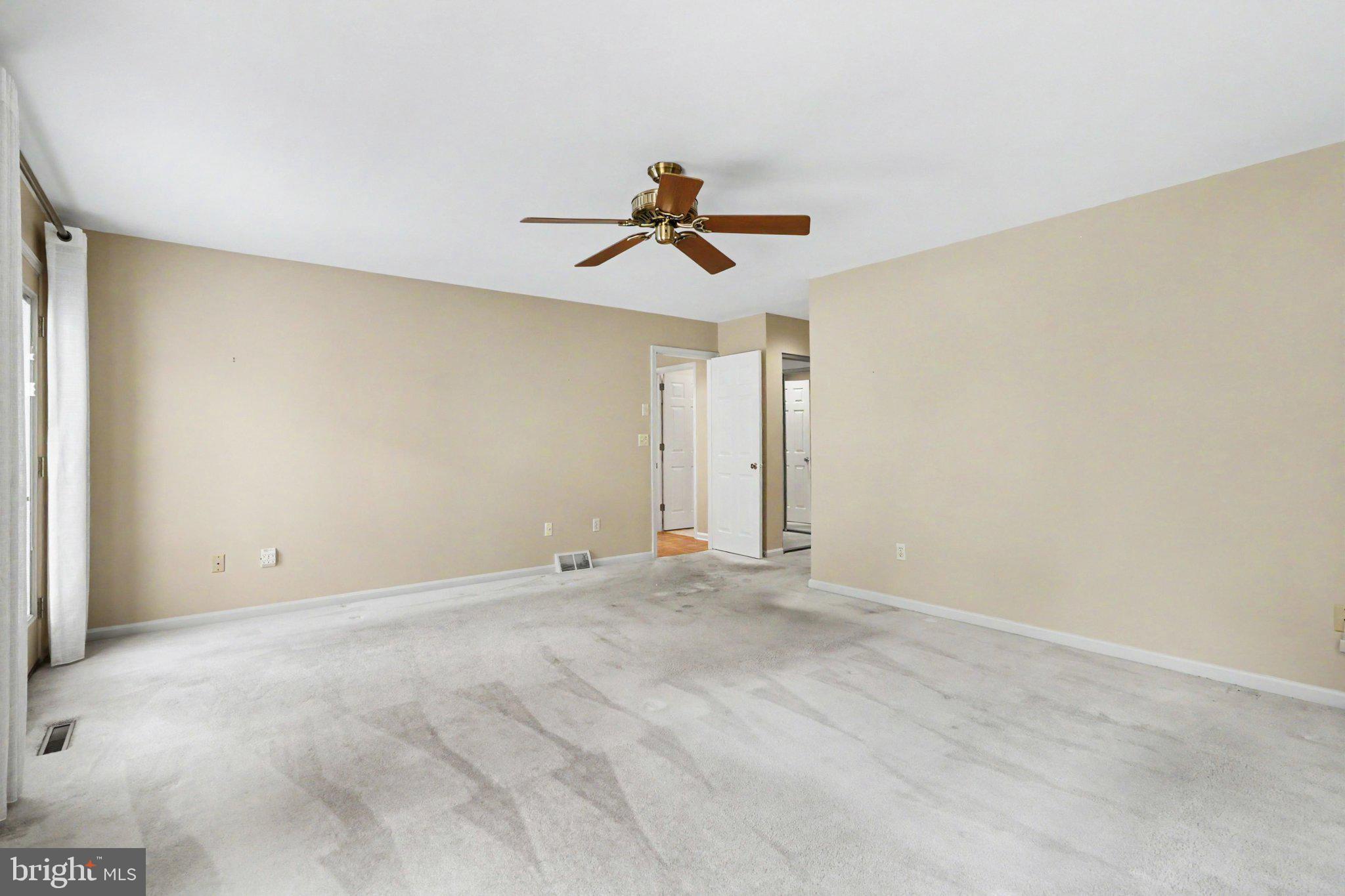 OAKMONT - Residential