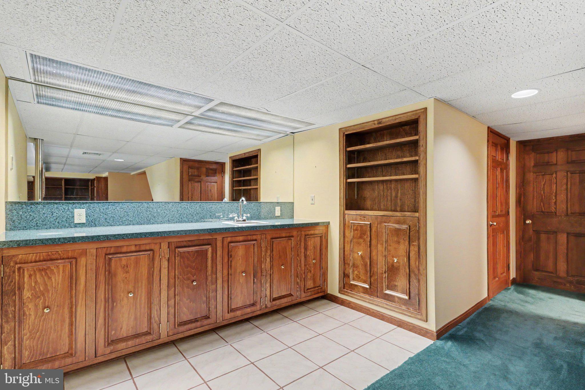 OAKMONT - Residential