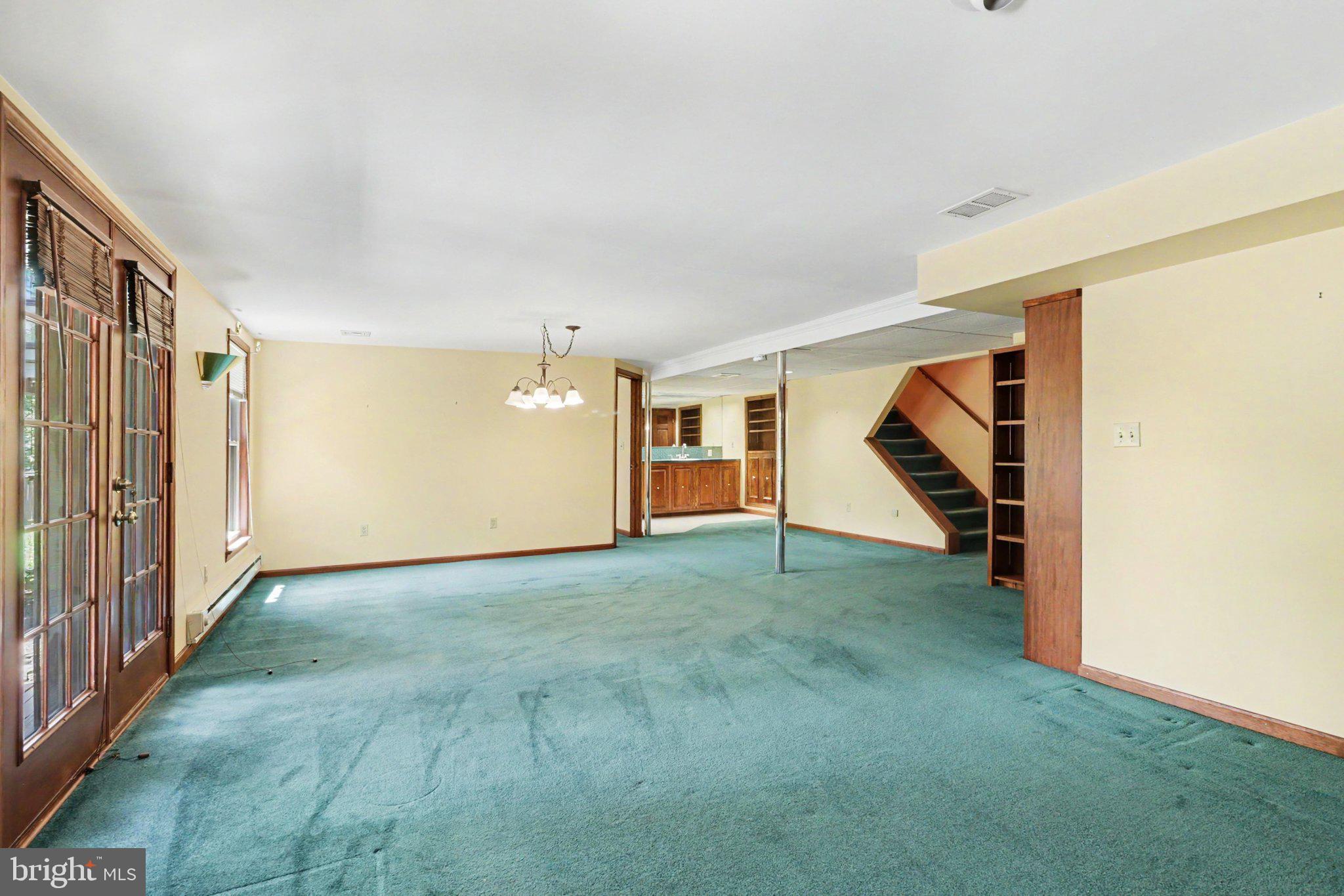 OAKMONT - Residential