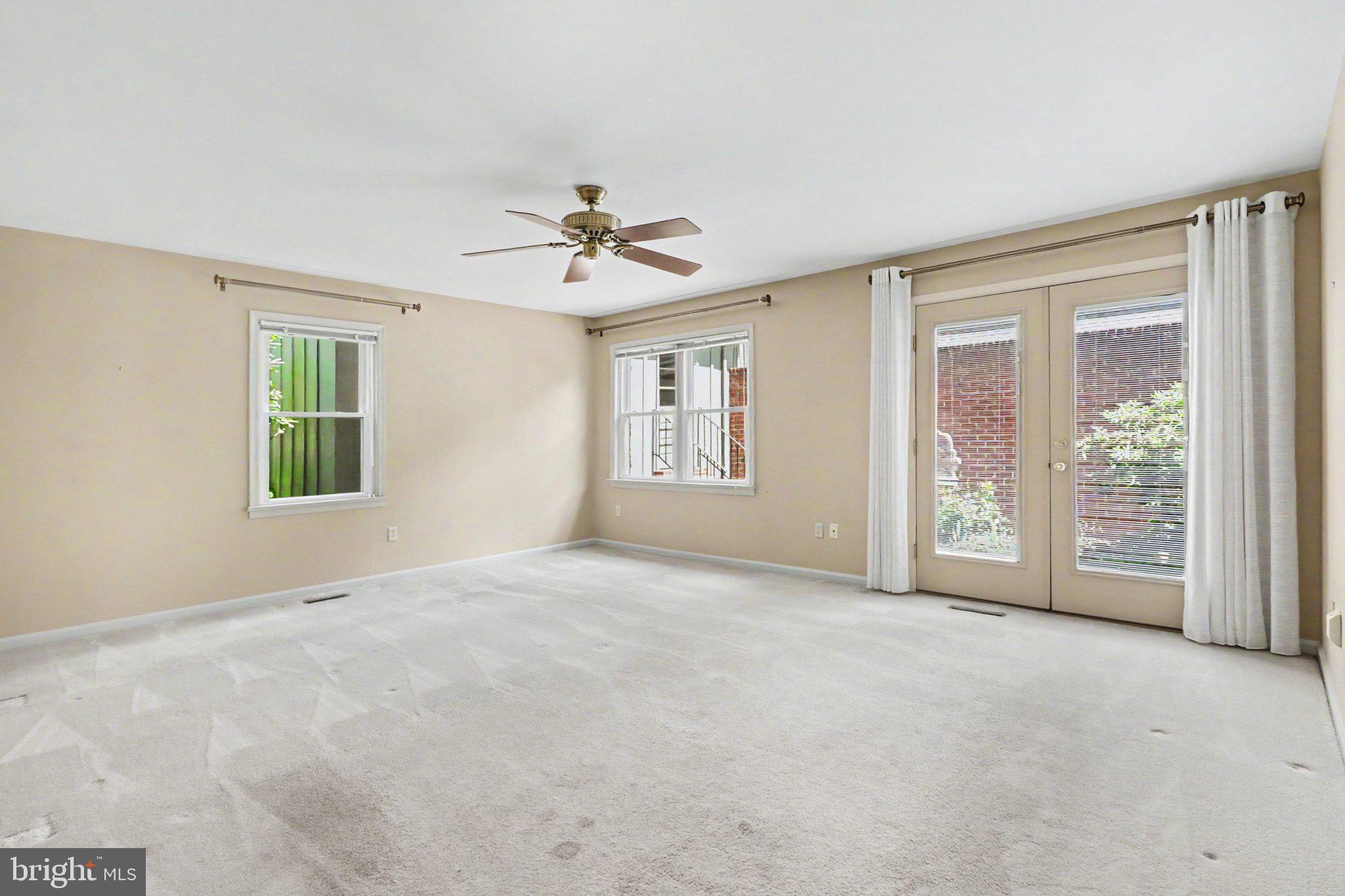 OAKMONT - Residential