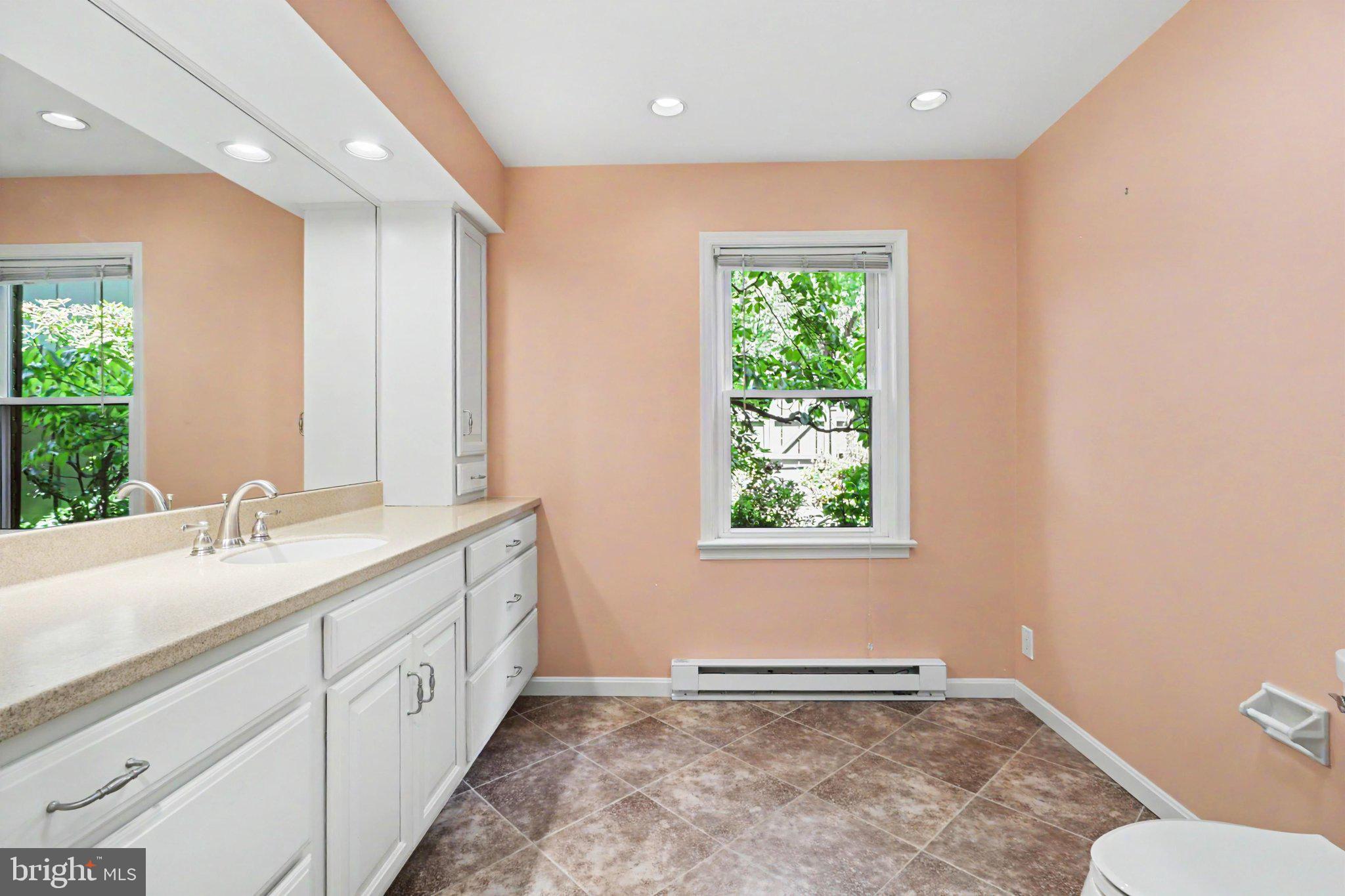 OAKMONT - Residential